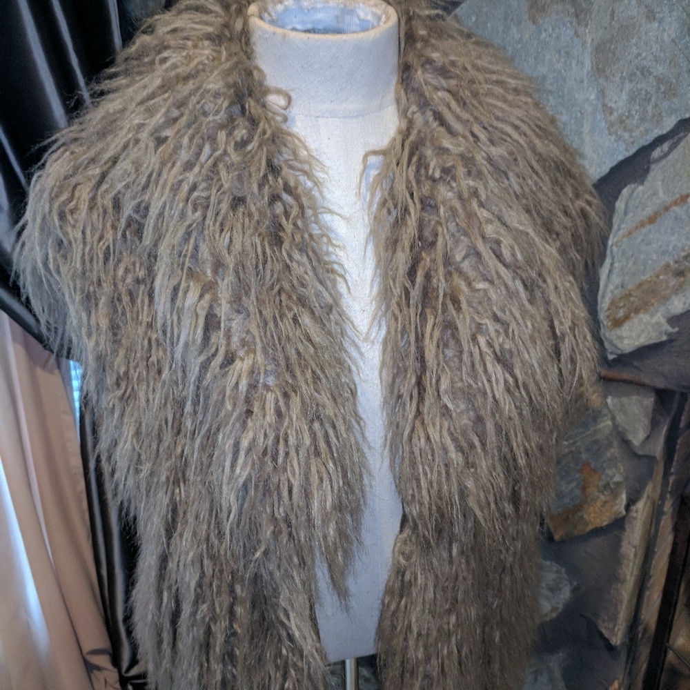 Woman vest